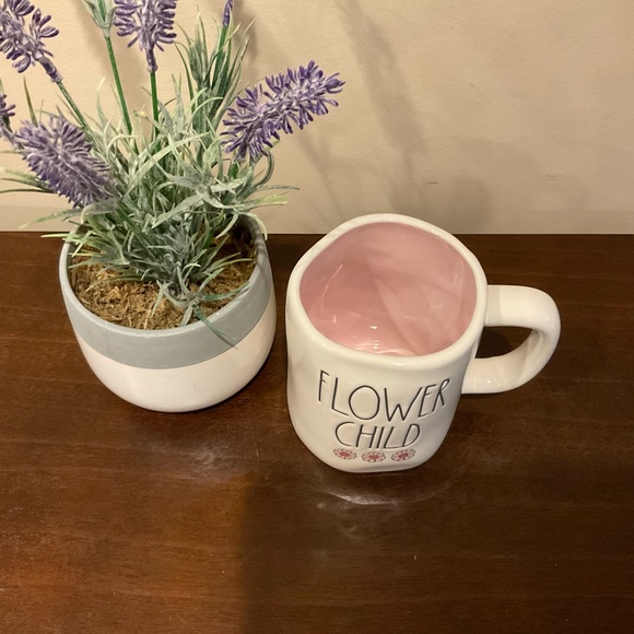 Rae Dunn FLOWER CHILD Mug πΈ - Picture 2 of 3